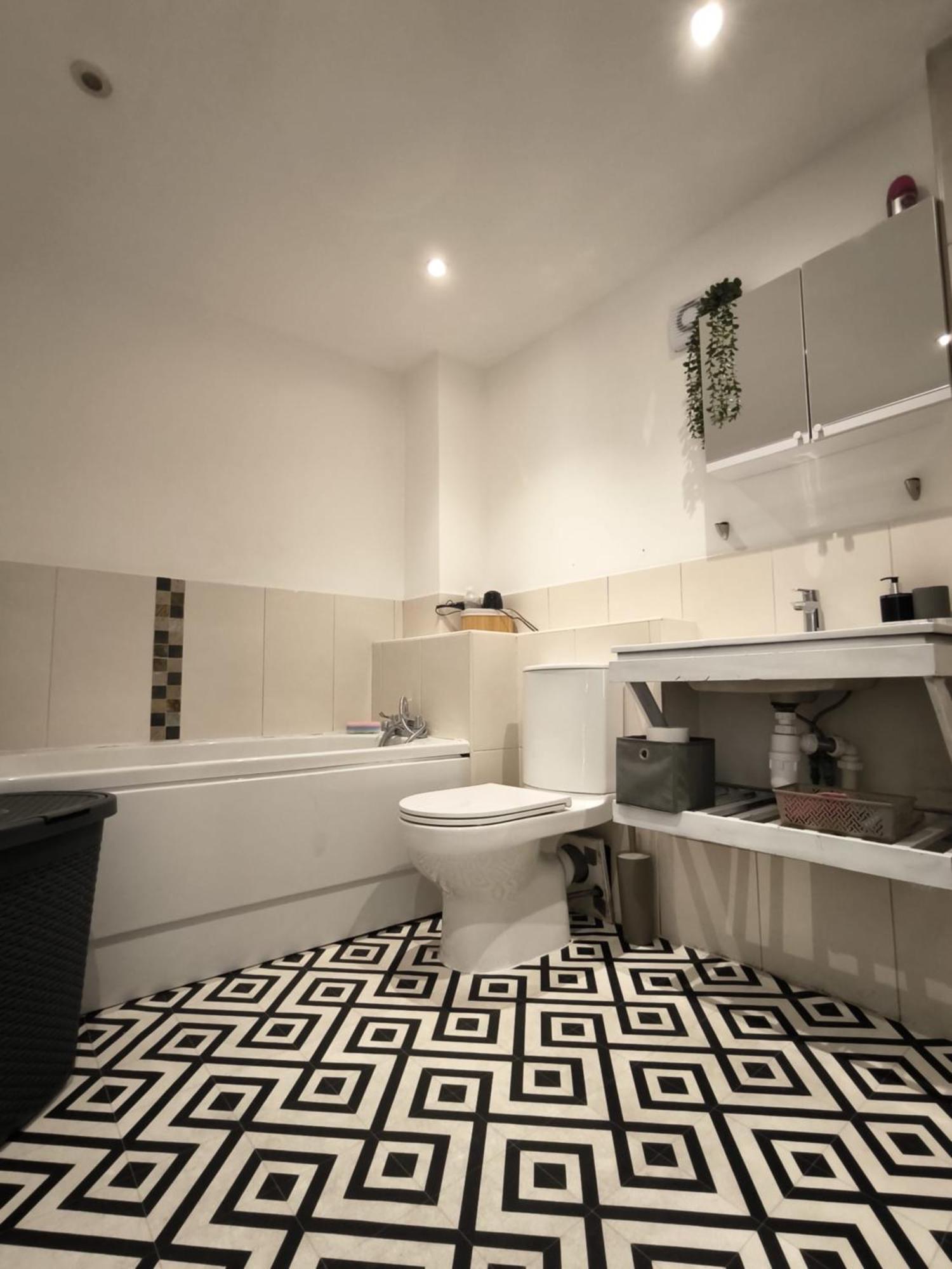 As Apartment Holiday ลอนดอน ภายนอก รูปภาพ